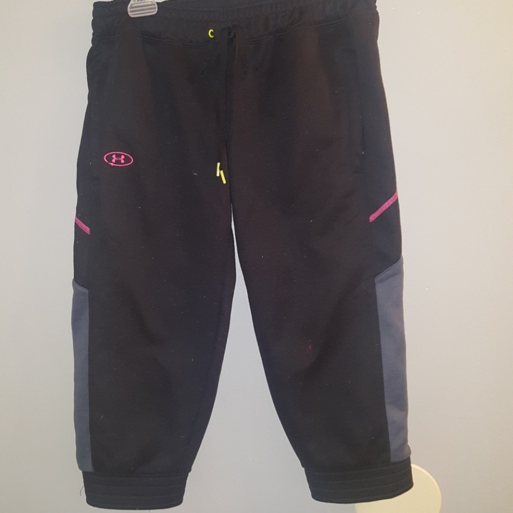 Under armour capris